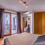Premium By Hi5- Cp With Free Parking * Budapeşte