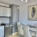Premium By Hi5- Cp With Free Parking Daire *