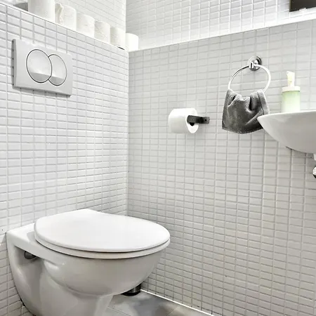 Premium By Hi5- Cp With Free Parking Budapešť