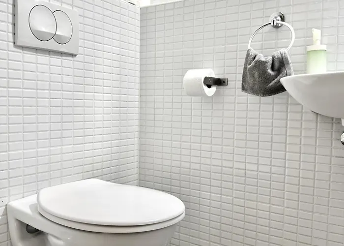 Premium By Hi5- Cp With Free Parking Budapest