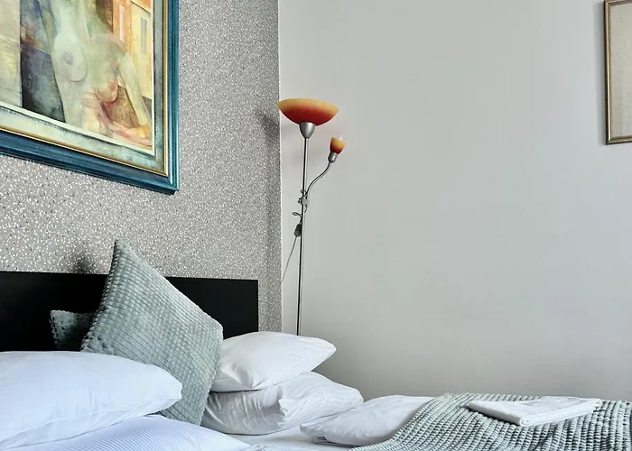 Premium By Hi5- Cp With Free Parking * Budapest