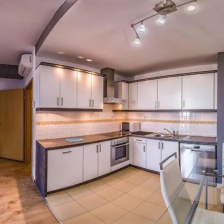 Apartman Premium By Hi5- Cp With Free Parking