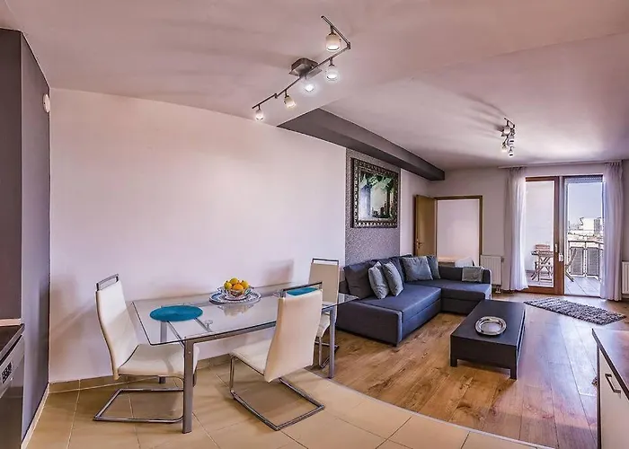 Premium By Hi5- Cp With Free Parking Daire Budapeşte